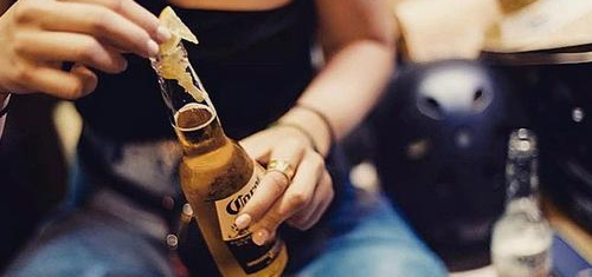 Μπαρ για να γνωρίσεις σέξι κόσμο στην Αθήνα